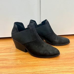 Eileen Fisher black wedge booties 8.5